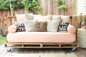 pallets-sofa