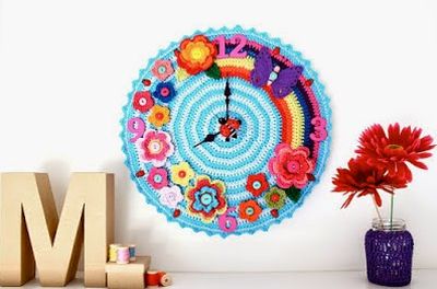 Relógio Feito de Crochê Com Flores – Dicas e Como Fazer