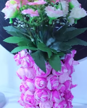 Vaso Com Flores de Crepom – Vídeo de Como Fazer