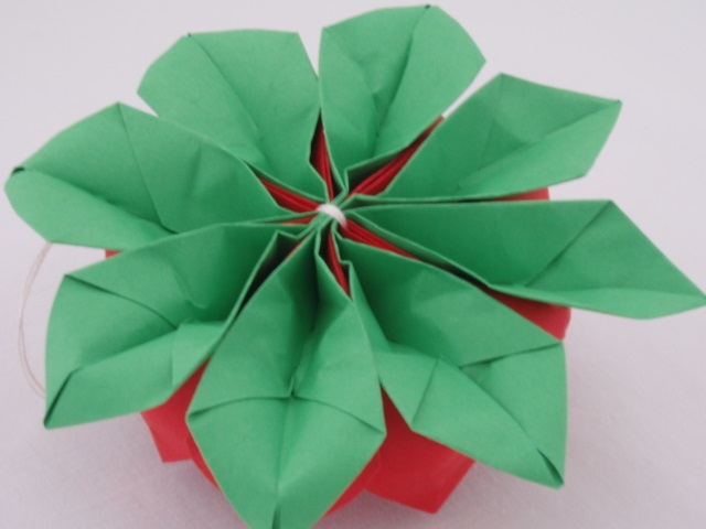 Flor de Lotus Feito de Origami  folha