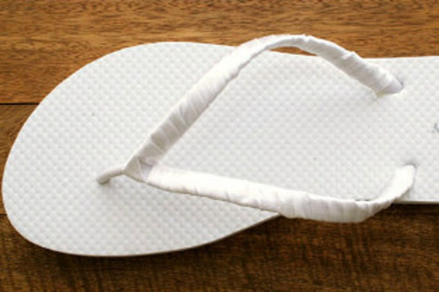 Sandália de Pérola em Chinelo Customizado - Como Fazer