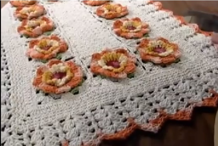 Tapete Flor de Laranjeira Crochê – Material e Vídeo