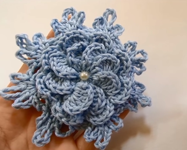 Flor Água Marinha Em Crochê – Material e Vídeo