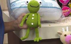 Amigurumi Sapinho Charlie Em Crochê – Material e Vídeo