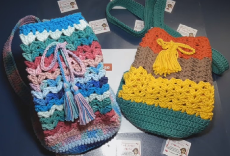 Bolsinha Multicolorida Em Crochê – Material e Vídeo