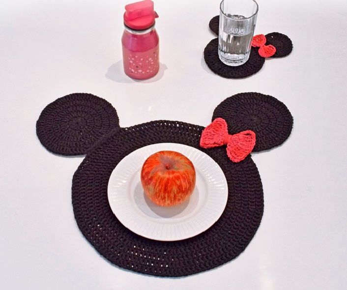Sousplat E Porta Copos Mickey Em Crochê – Material e Receita