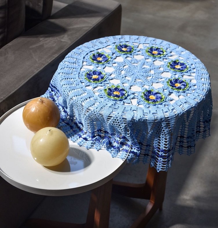 Toalha de Mesa Blue Em Crochê – Material e Receita