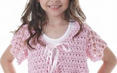 Bolero Infantil Com Franjas Em Crochê – Material e Receita